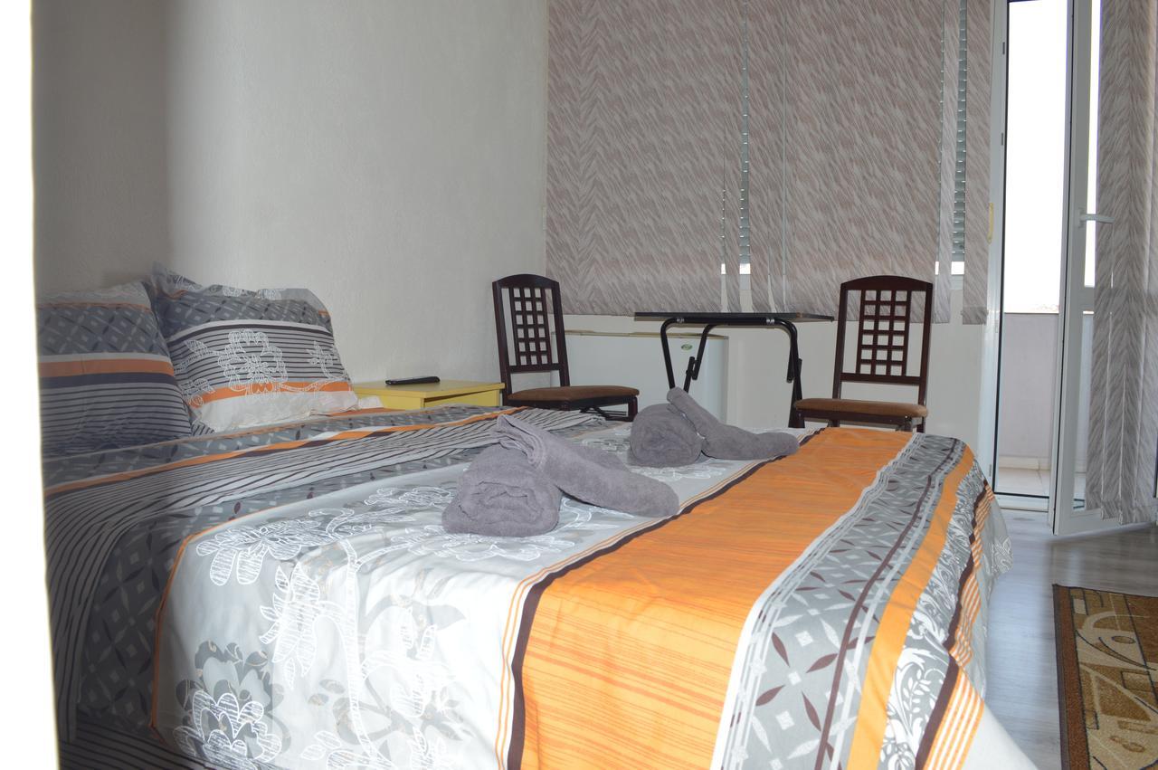 פטריך Dionis Hotel מראה חיצוני תמונה